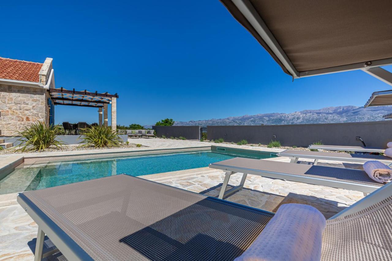 Вилла Stonehouse Milan Ражанац Экстерьер фото
