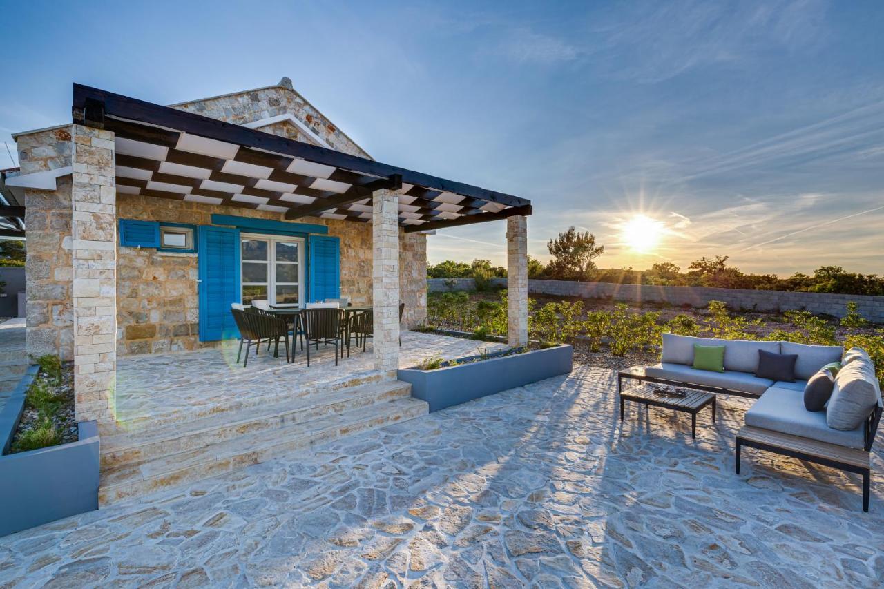 Вилла Stonehouse Milan Ражанац Экстерьер фото